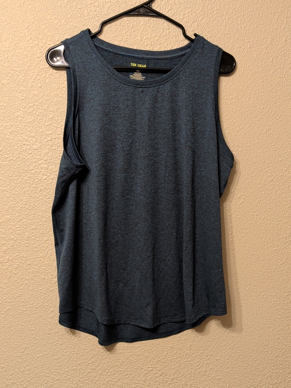 tek gear Women's Sleeveless Tank Top - Heather Navy